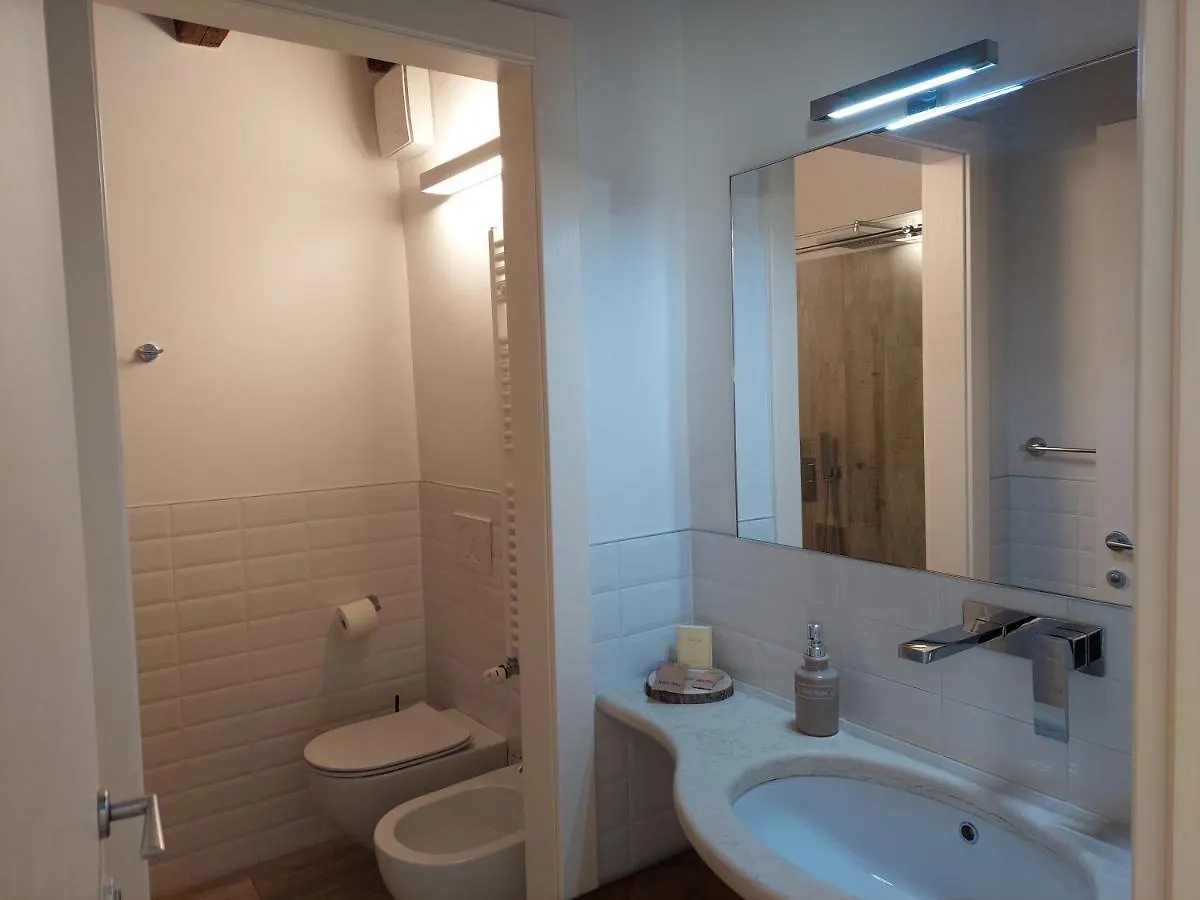 Santa Marta Rooms&Studios 베로나 게스트하우스